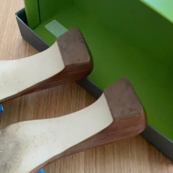 Leather slip on Talbots sandals - Picture 4 of 4